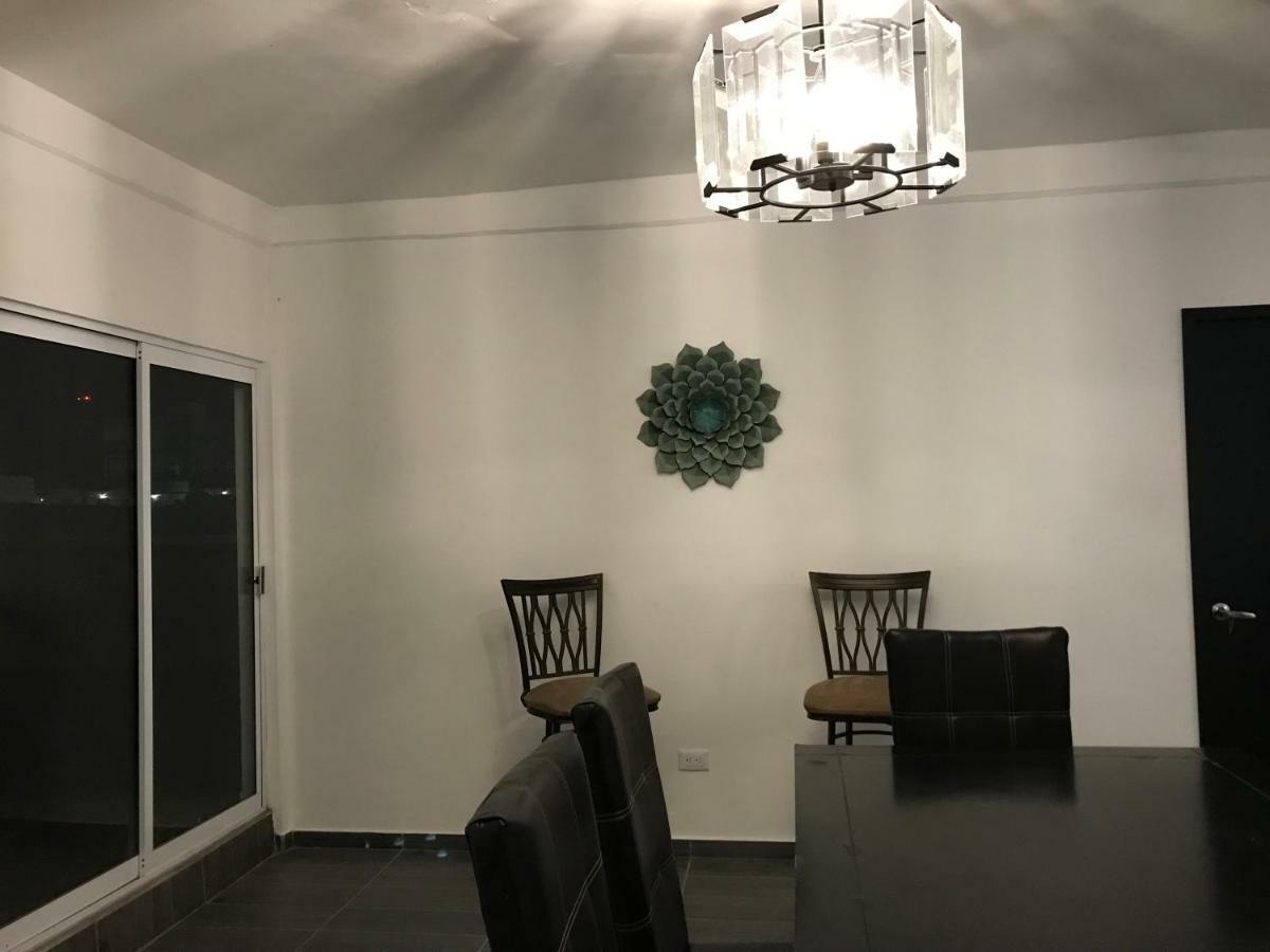 סיודד ואייס Apartamento&Habitacion Galeana מראה חיצוני תמונה